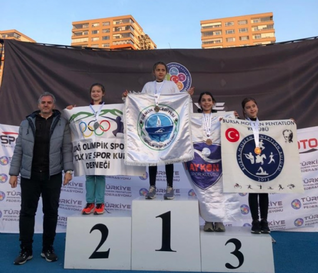 Ankara'dan Gemlik Belediyespor Madalya İle Döndü