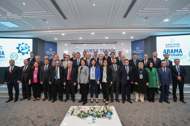 Bursa Vali Vekili Hamdi Polat Arama Konferansının Açılış Bölümüne Katıldı